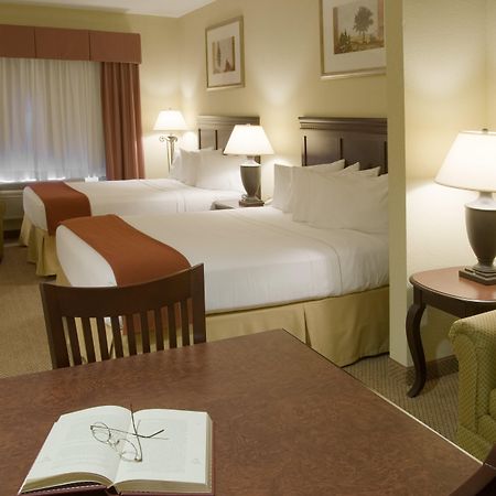 Holiday Inn Express Hotel & Suites Lucedale By Ihg Zimmer foto