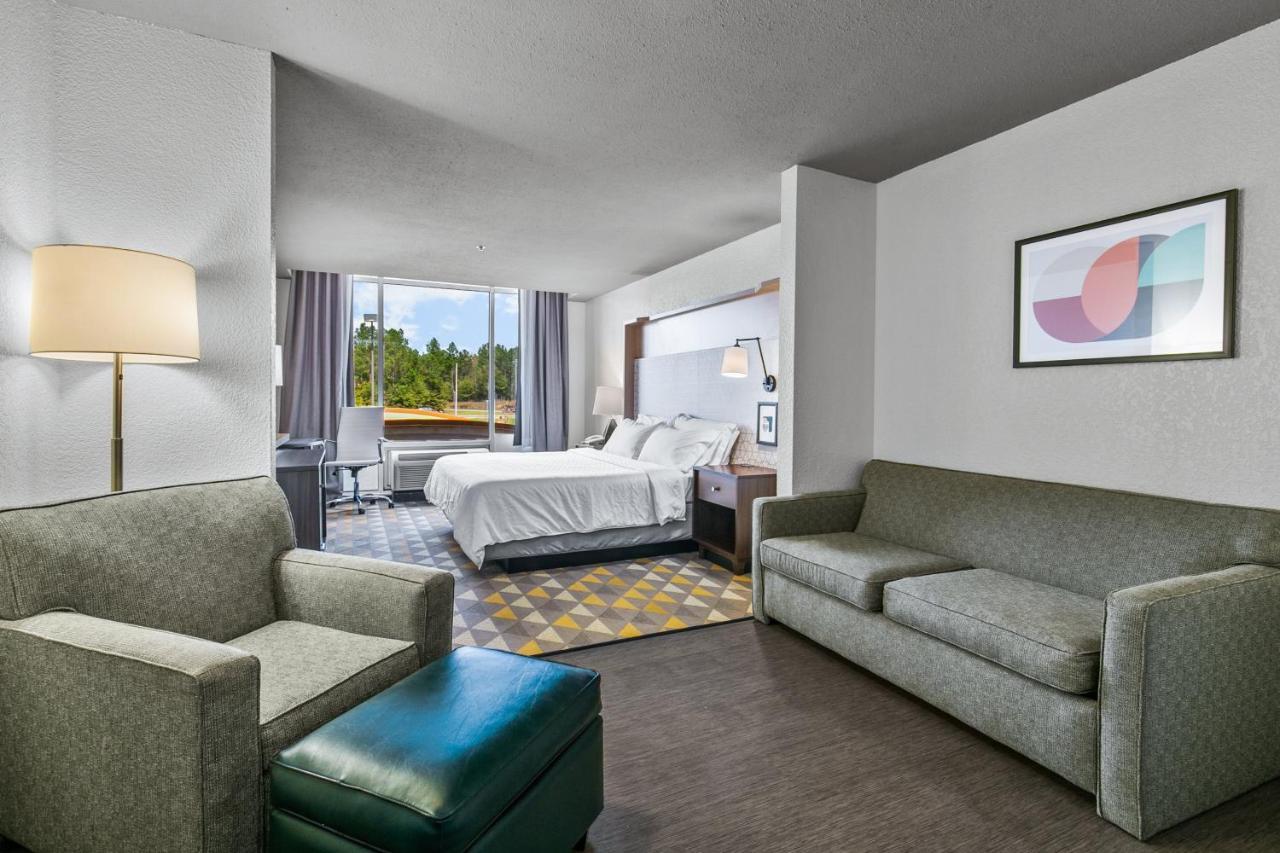 Holiday Inn Express Hotel & Suites Lucedale By Ihg Exterior foto
